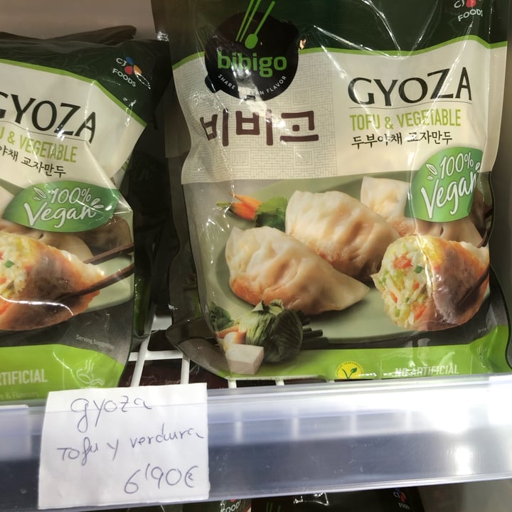 photo of Bibigo Gyoza (Tofu & Vegetable) shared by @afilloa on  13 Jan 2025 - review