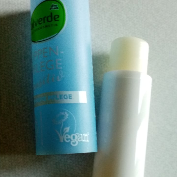 photo of Alverde Naturkosmetik Lippenpflege Sensitive shared by @valeveg75 on  09 Oct 2025 - review