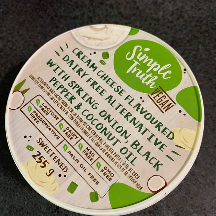 photo of Simple Truth cream cheese flavoured Dairy Free Alternative with Spring onion,  Black Pepper And Coconut Oil shared by @greendawning on  04 Aug 2024 - review