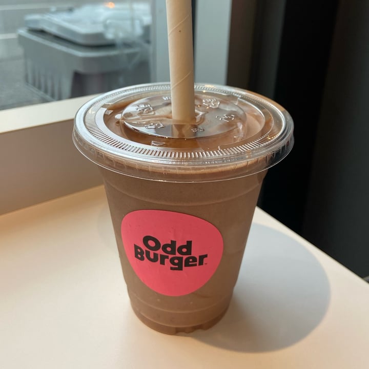 photo of Odd Burger Chocolate Milkshake shared by @veggie-meg on  03 Dec 2024 - review