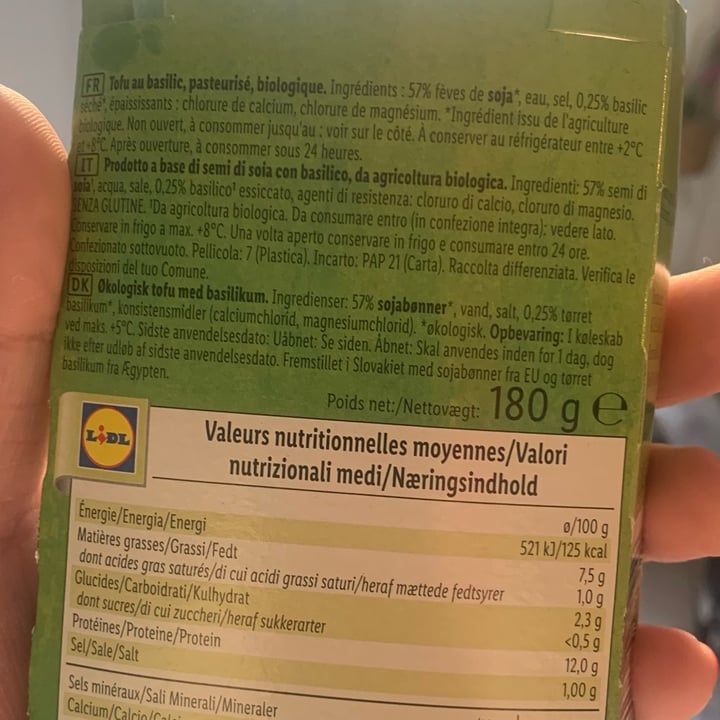 photo of Vemondo Tofu au Basilic shared by @almafrancesa on  10 Jun 2024 - review