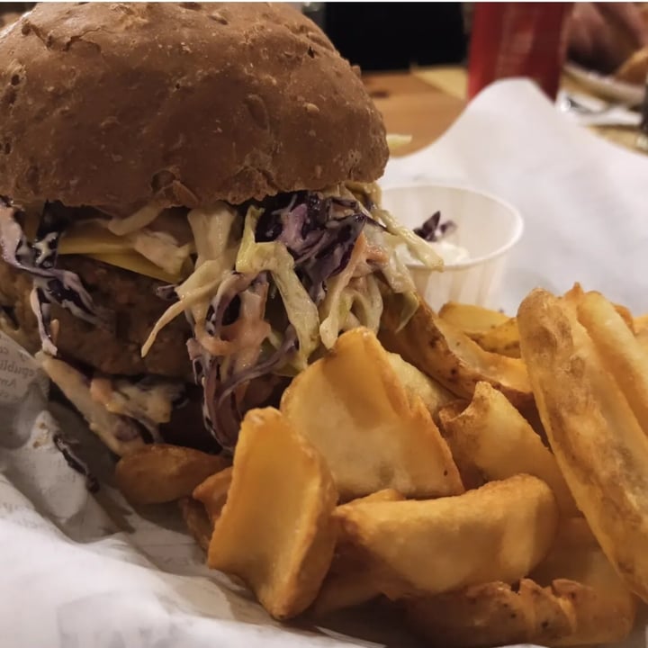 photo of Helmut Pub Bun vegano shared by @ross1992 on  03 Mar 2024 - review