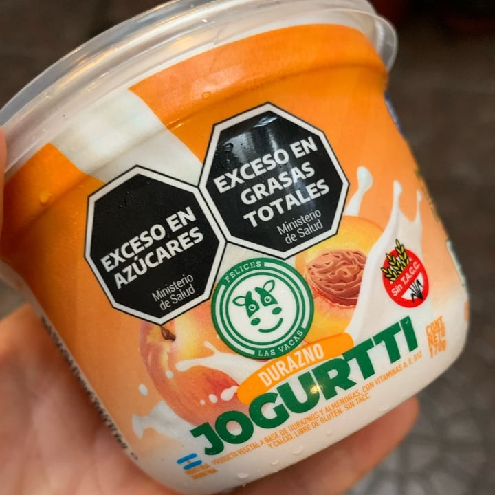 photo of Felices Las Vacas Shogurt de Durazno shared by @lurethemwithfood on  02 Mar 2024 - review