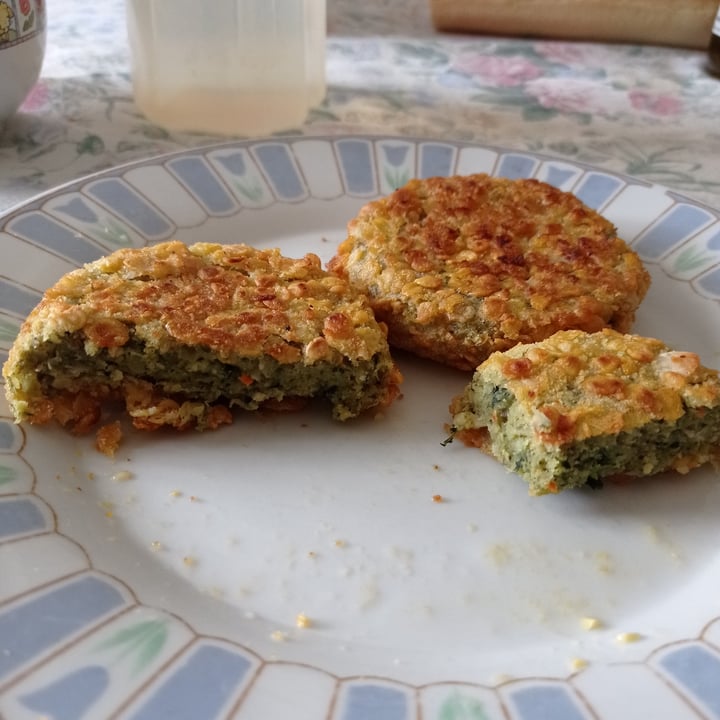 photo of Vemondo *Crunchy  Burgher*  Con Lenticchie E Spinaci shared by @susberry on  25 Apr 2024 - review