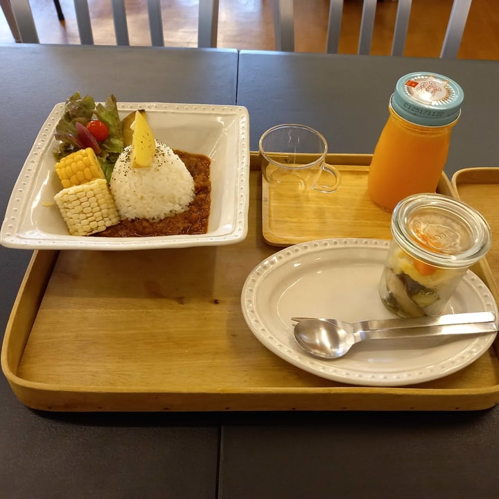 photo of Blue Bronze Store Vegetable Vegan Curry shared by @sheerabs on  18 Jul 2024 - review