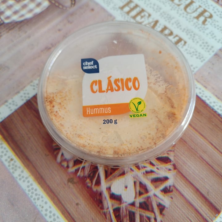 photo of Chef Select Clásico Hummus shared by @rubenus on  14 Sep 2023 - review