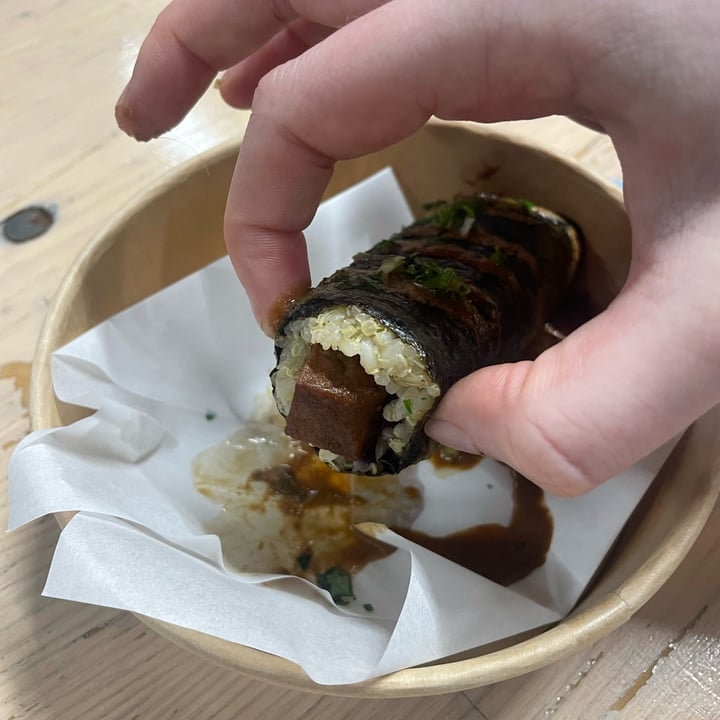 photo of Le Botaniste Veggie Sushi Roll shared by @helena12345 on  01 Mar 2024 - review