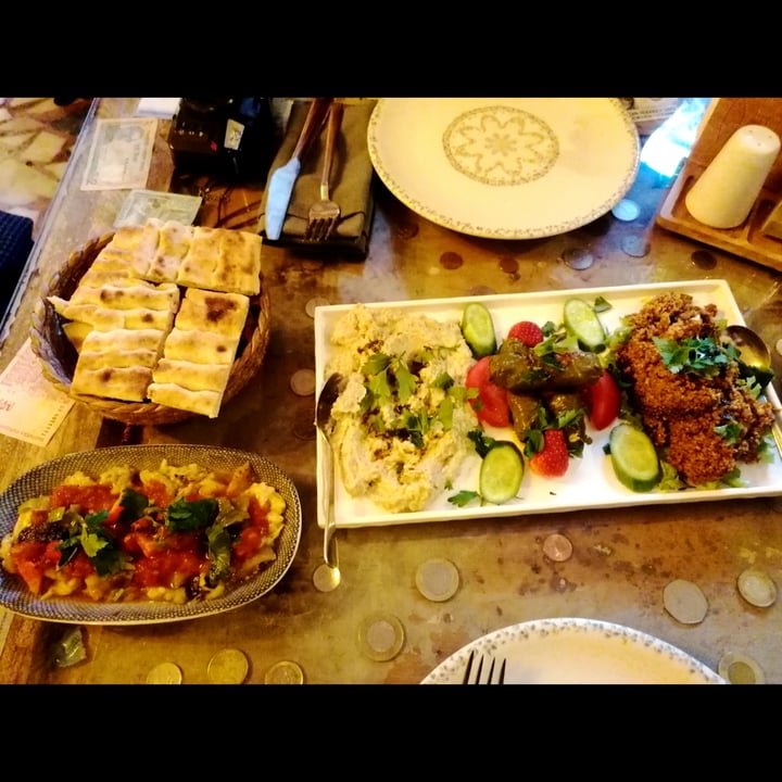 photo of Arch Bistro Mixed 3 Variety Meze Platter shared by @mirth on  31 Jan 2025 - review
