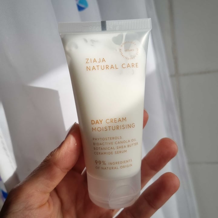 photo of Ziaja Day Cream Moisturising shared by @amparodegata on  06 Jan 2024 - review