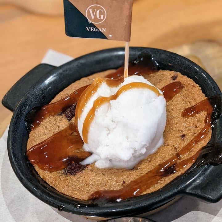 photo of Bella Italia Blackpool Victoria Street Vegan Cookie Dough shared by @beccasaurus on  25 Jun 2024 - review