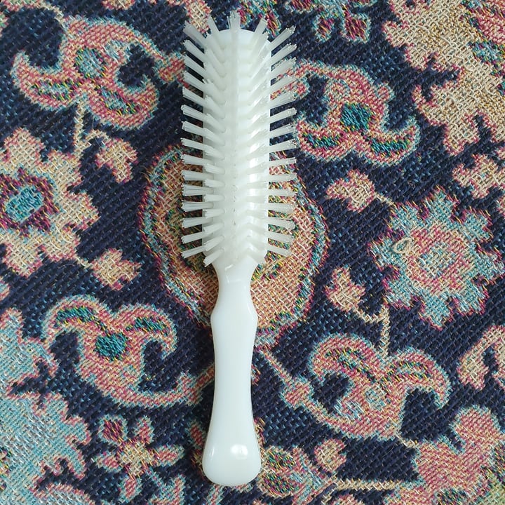 photo of Stanley Home Products Lady Catherine Hairbrush shared by @anistavrou on  23 Mar 2024 - review