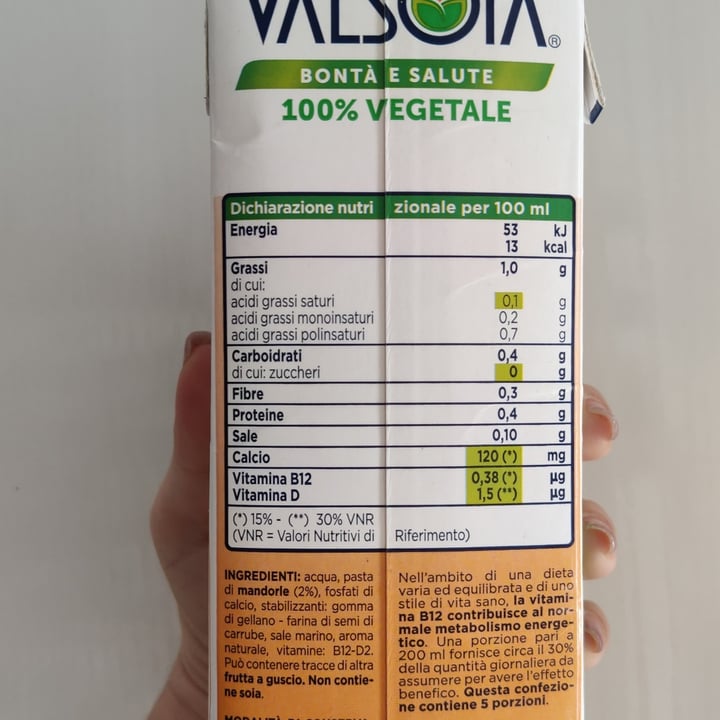 photo of Valsoia Latte di mandorla senza zuccheri shared by @vegverdiana on  02 Feb 2024 - review