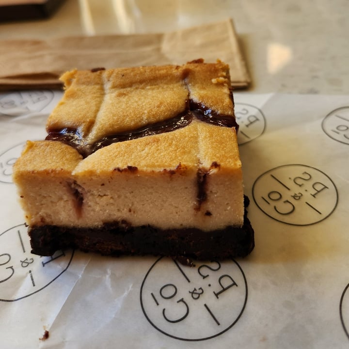 photo of P.S. & Co. Cheesecake Brownie shared by @eatwithzara on  24 Feb 2024 - review