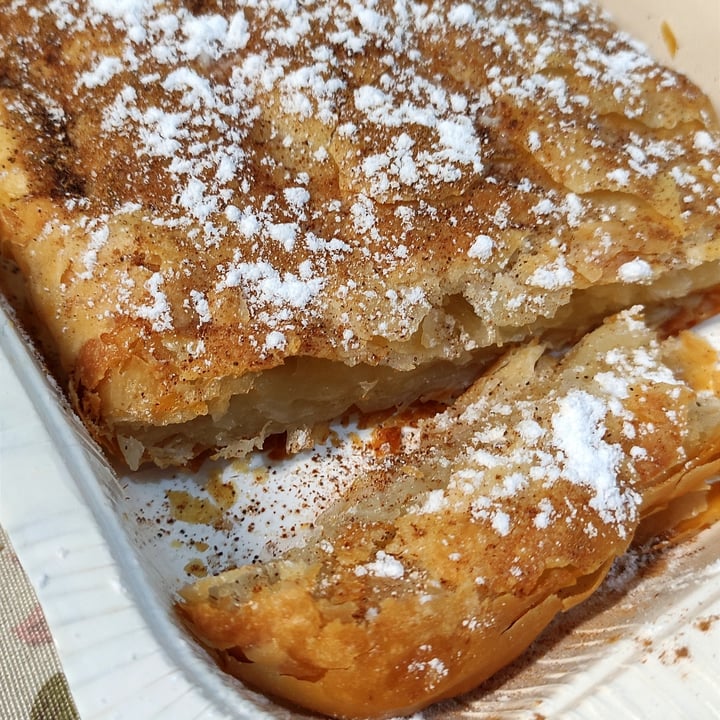 photo of Eridanous Bougatsa shared by @owlshadow on  01 Feb 2024 - review