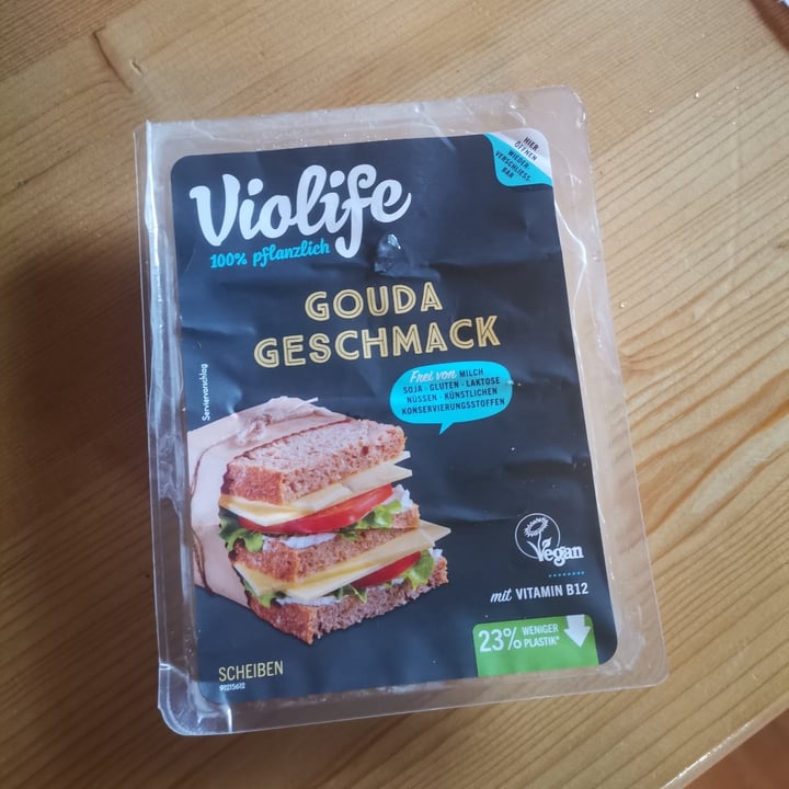 photo of Violife Gouda Geschmack shared by @fradora on  24 Aug 2025 - review