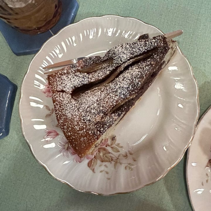 photo of Cìciri Torta pere e cioccolato shared by @rumakaur on  13 Jan 2024 - review