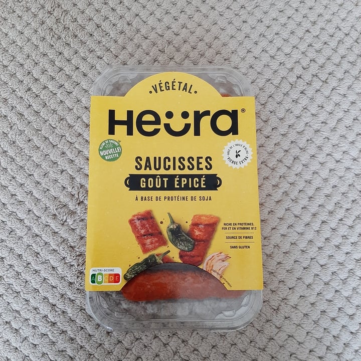 photo of Heura saucisses goût épicé shared by @marte on  01 May 2024 - review