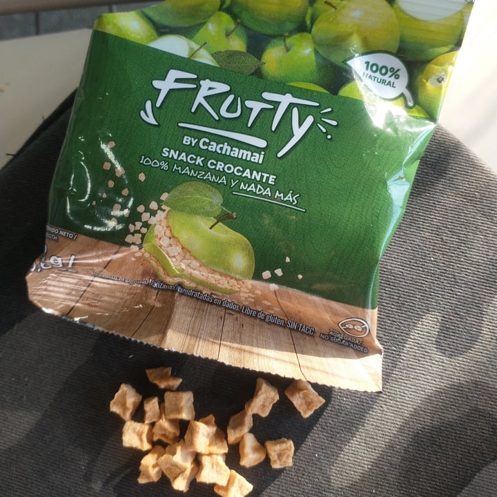 photo of Frutty Manzana Deshidratada shared by @woovegan on  22 Nov 2023 - review