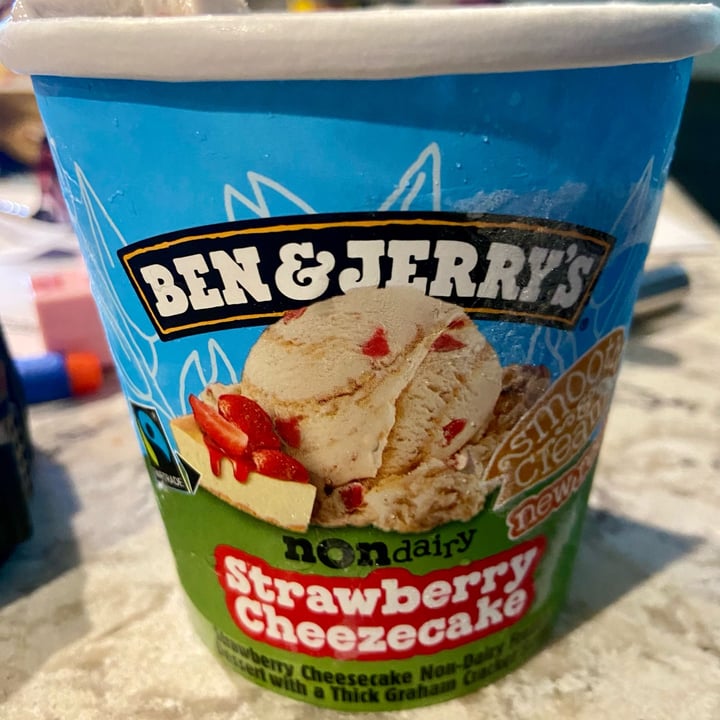 photo of Ben & Jerry's Non Dairy Strawberry Cheezecake shared by @vfct on  15 Jun 2024 - review