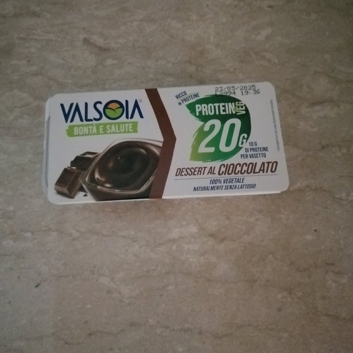photo of Valsoia Dessert al cioccolato shared by @queenofdarkness on  28 Feb 2025 - review