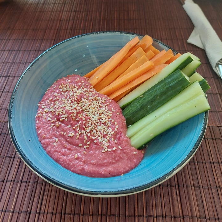 photo of Veggies Hummus shared by @nanai on  17 Oct 2023 - review
