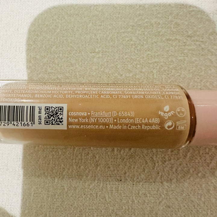 photo of Essence  magic Filter Glow Booster shared by @reshmikhan on  20 Jun 2024 - review