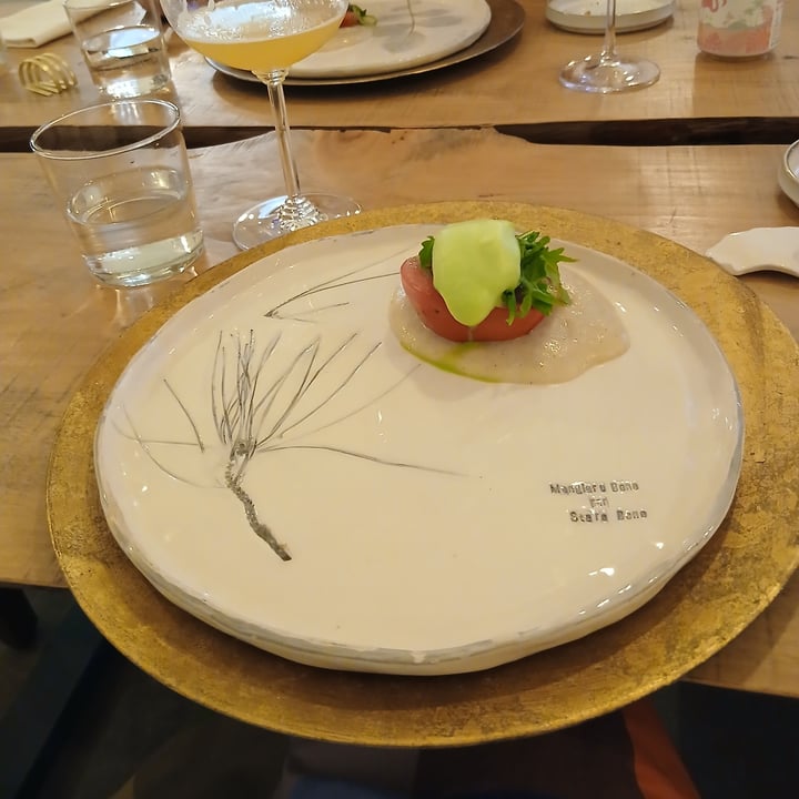 photo of MOM Cucina Vegetale Creativa pomodoro base di patate e cannella ripieno di melanzane spuma al basilico shared by @mariarcaveg on  14 Aug 2025 - review