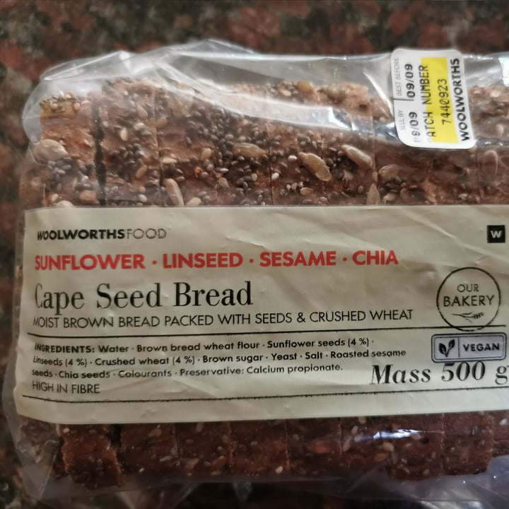 photo of Woolworths Food Cape Seed Bread shared by @plant-based-bianca on  08 Sep 2023 - review