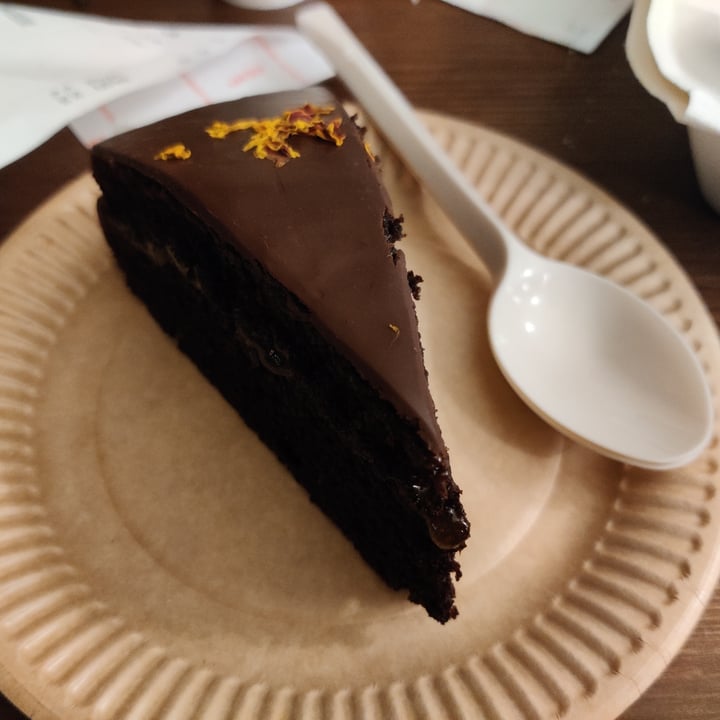 photo of ZEM Vegan Bistrot torta Sacher shared by @claudiog on  24 Feb 2024 - review