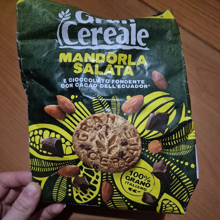 photo of Gran Cereale Gran Cereale mandorla salata shared by @tomma97 on  07 May 2025 - review