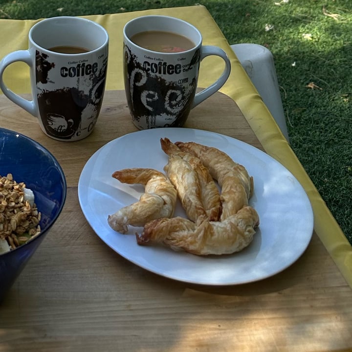 photo of Superfresh puff pastry shared by @gatinhozen on  16 May 2025 - review