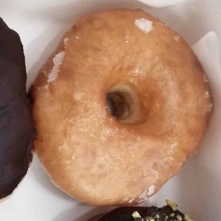 photo of Delish Vegan Doughnuts donut clásico shared by @ani16 on  03 Nov 2023 - review
