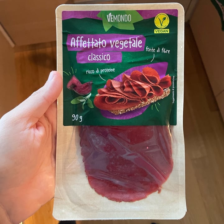 photo of Vemondo affettato vegetale classico shared by @tenny88 on  16 May 2024 - review