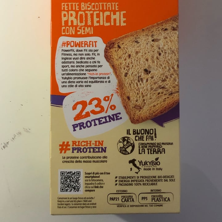 photo of Yukybio Fette biscottate proteiche con semi shared by @ceciliaacocella on  22 Oct 2023 - review