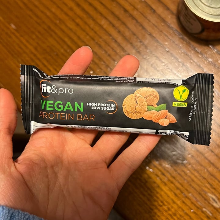 photo of Fit&pro Vegan Protein Bar mandorle E Amaretto shared by @malegria on  28 Oct 2024 - review