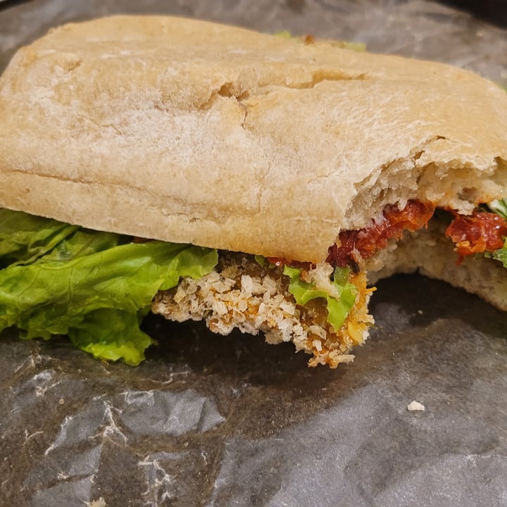 photo of Vuena Sandwich De Milanesa shared by @manudezan on  22 Feb 2024 - review