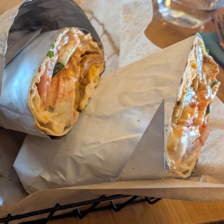photo of Bliski Wschód Vege Street Food&Cocktail Bar Wegańska Shawarma shared by @bratkart0ffel on  03 Aug 2025 - review