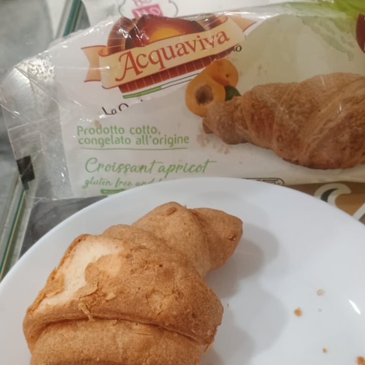 photo of Acquaviva Croissant shared by @pollimiotti on  13 Oct 2024 - review