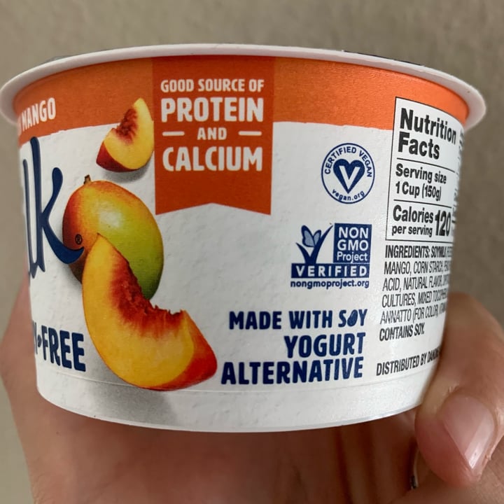 photo of Silk Peach Mango Dairy Free Yogurt alternative shared by @rochi09 on  17 Aug 2023 - review