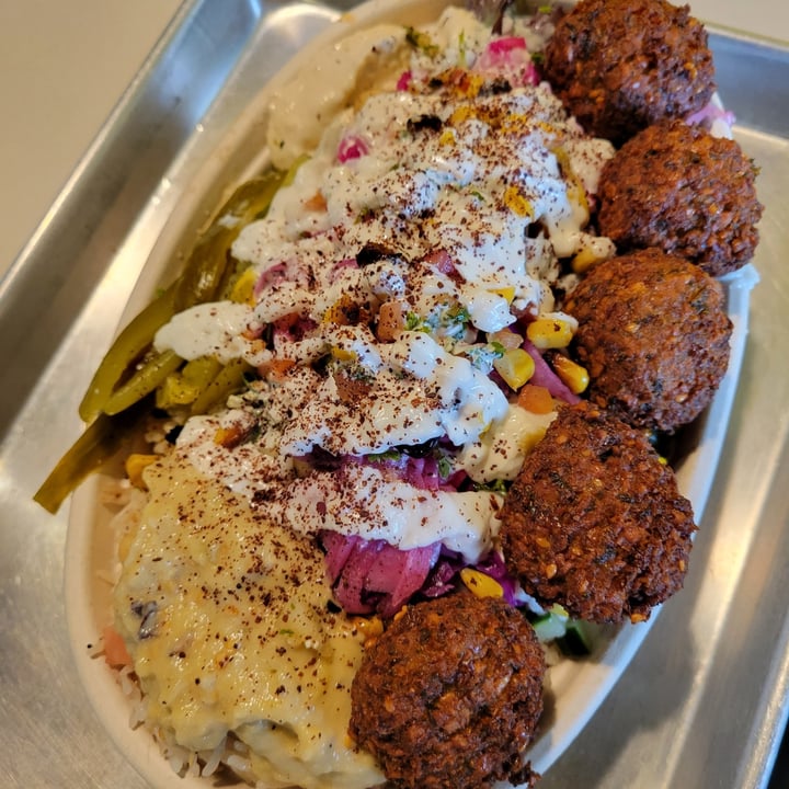 photo of Hummus Mediterranean Grill Vegan Falafel Bowl shared by @slsbates on  28 Mar 2024 - review