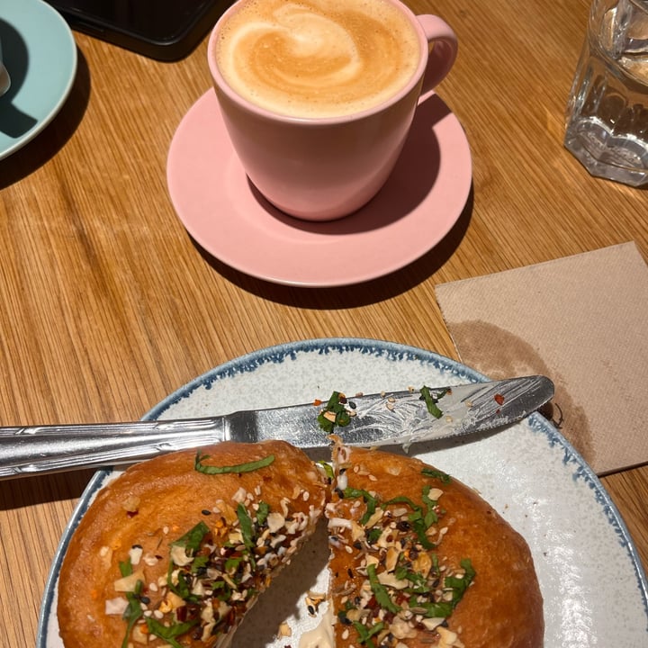 photo of Delish Vegan Doughnuts chili honey brunch shared by @coradvil on  25 May 2024 - review
