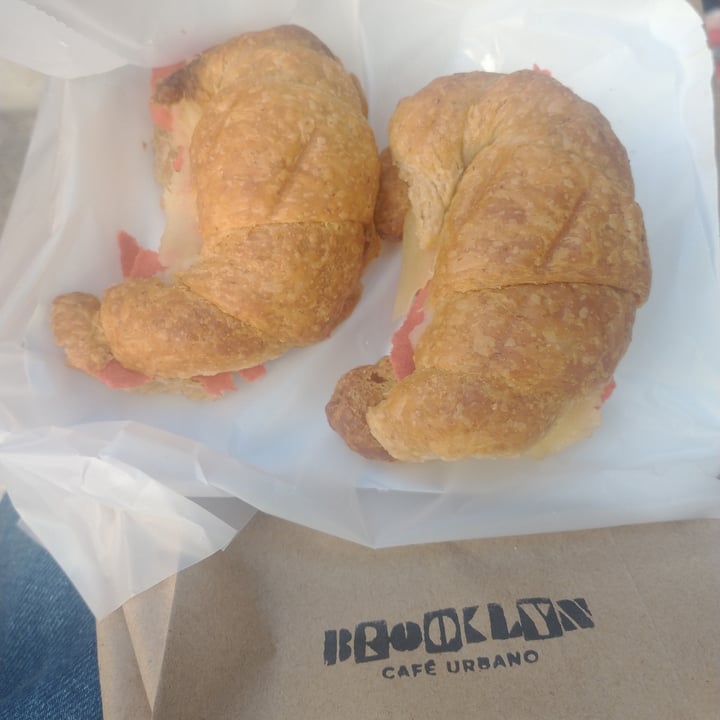 photo of Brooklyn Café Urbano Medialuna Rellena shared by @cosmicginger on  08 Dec 2023 - review
