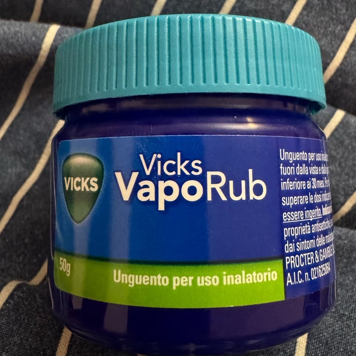 photo of Vicks Vicks Vaporub Unguento shared by @tizy383 on  13 Mar 2025 - review
