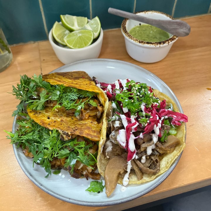 photo of Sarumino quesabirria y taco de setas shared by @cleverjellyfish92 on  21 Dec 2023 - review