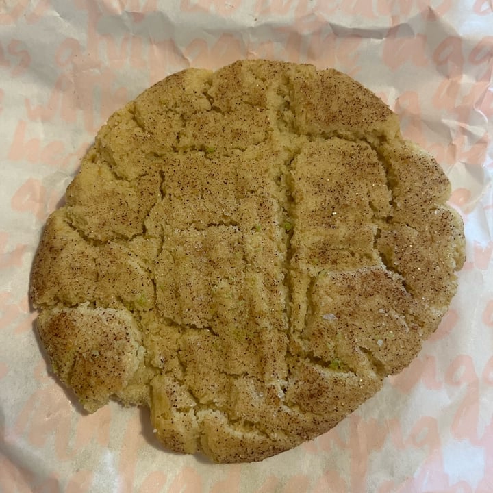 photo of Kelly's Bake Shoppe Snickerdoodle Cookie shared by @tipsyballoons on  08 Sep 2023 - review