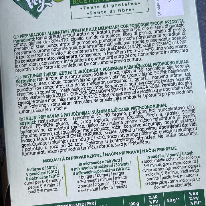 photo of Amo Essere Veg Burger Melanzane E Pomodori Secchi shared by @lucyvegan83 on  22 Jul 2025 - review