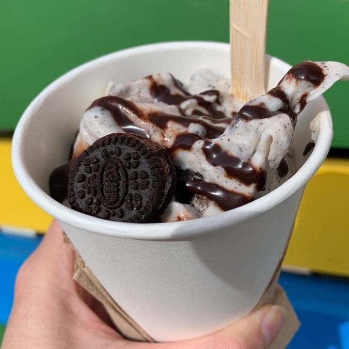photo of Uptown Softys Cookies n cream Stormy shared by @vegoutvictoria on  02 May 2024 - review