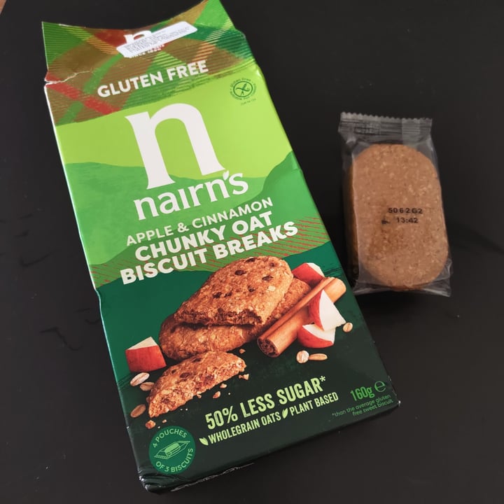 photo of Nairn's Apple & Cinnamon Chunky Oat Bisquit Breaks shared by @stevenneoh on  24 Aug 2023 - review