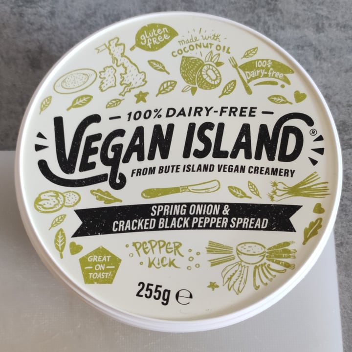 photo of vegan island dairy free spread shared by @ericaatt on  29 Jan 2024 - review