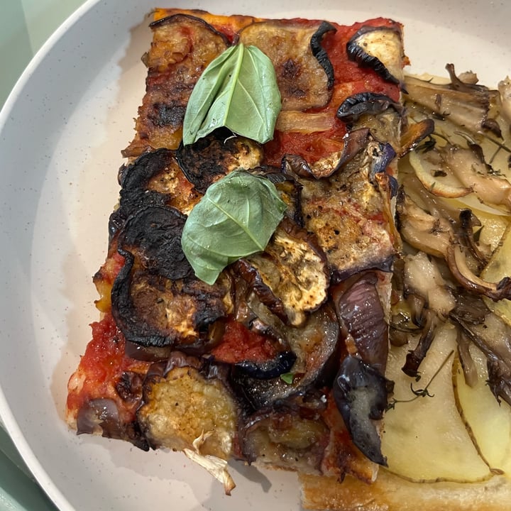 photo of Rya Bakehouse Melanzane Pizza shared by @soy-orbison on  06 Oct 2024 - review